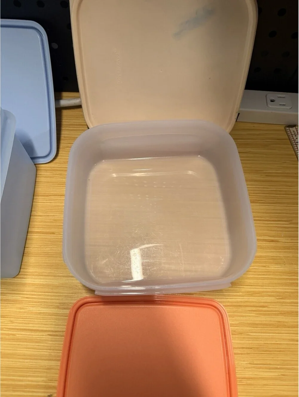 VTG Tupperware 4 Lunch Containers & Lids Storage Green Pink Blue Orange *